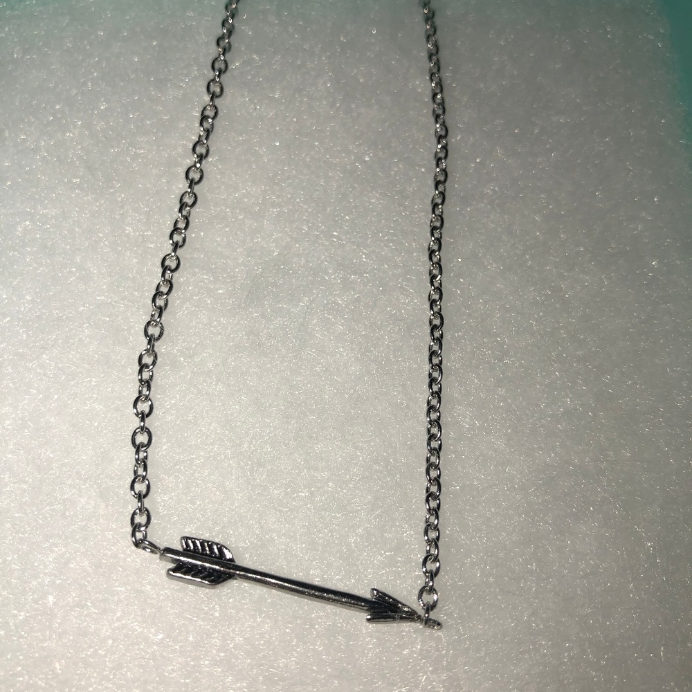 silver arrow necklace